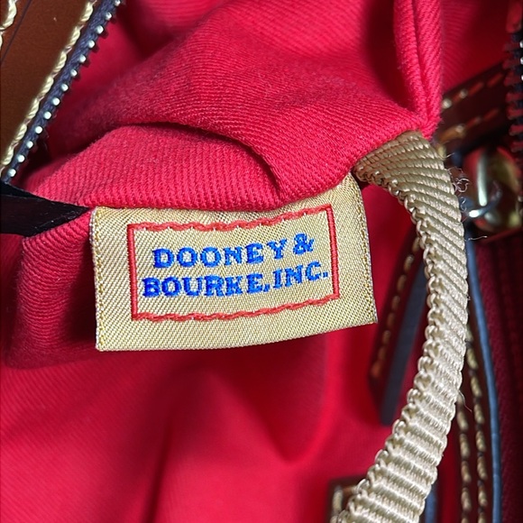 DOONEY & BOURKE DERBY PEBBLE LEATHER SHOULDER BAG - Picture 15 of 16